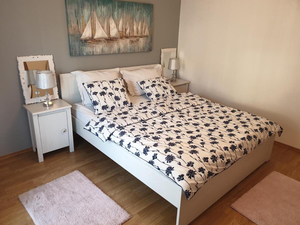 Banjol Apartments Mare מראה חיצוני תמונה