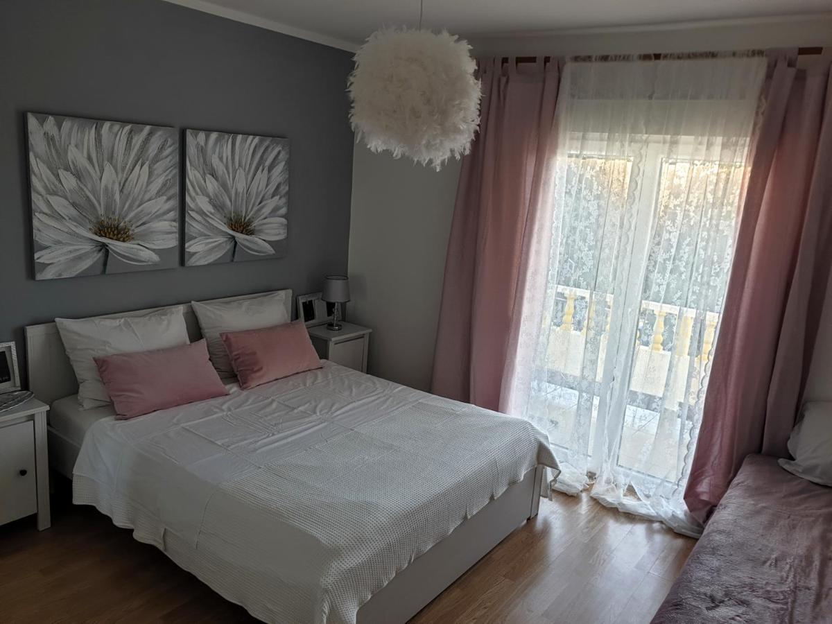 Banjol Apartments Mare מראה חיצוני תמונה