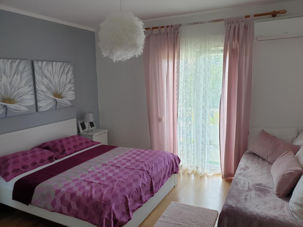 Banjol Apartments Mare מראה חיצוני תמונה