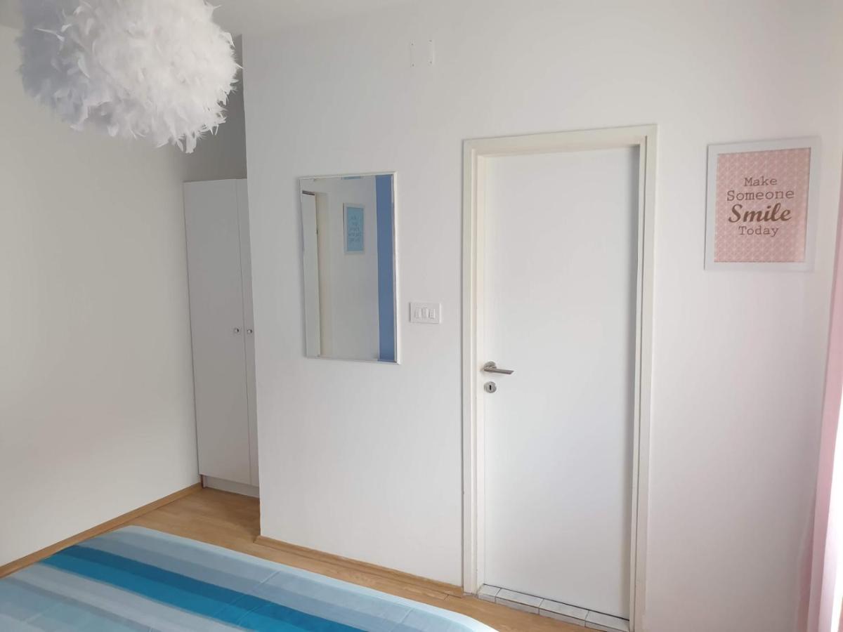 Banjol Apartments Mare מראה חיצוני תמונה