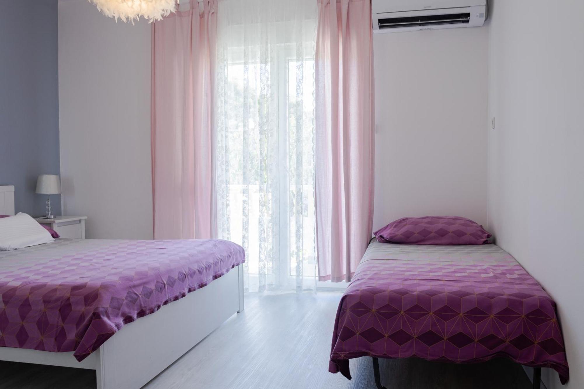 Banjol Apartments Mare מראה חיצוני תמונה