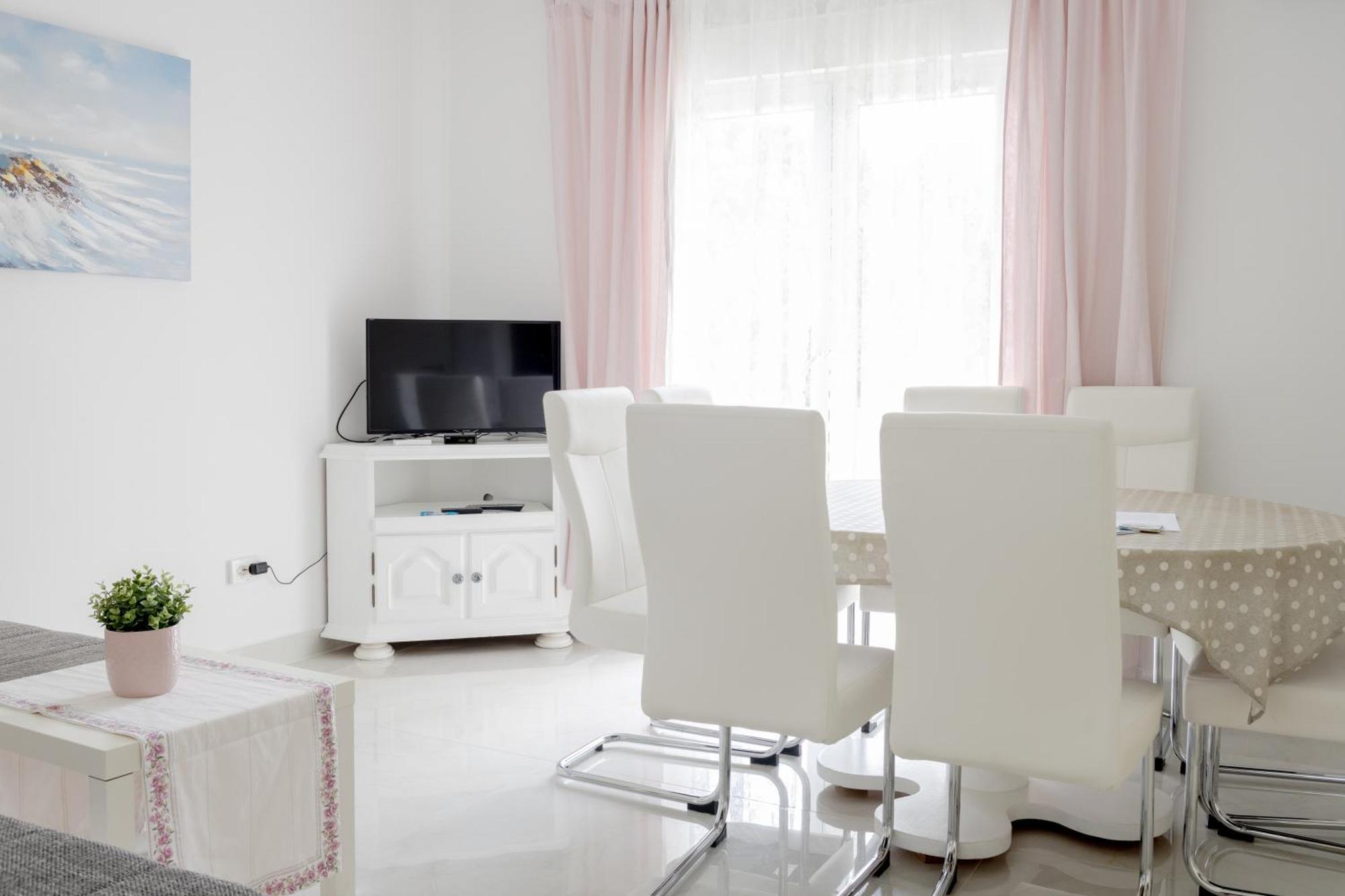 Banjol Apartments Mare מראה חיצוני תמונה